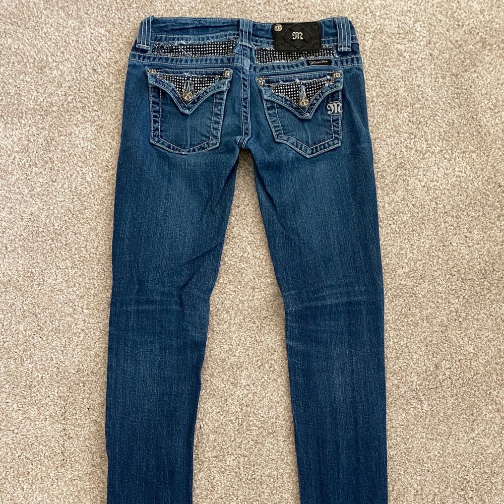 Miss Me skinny jeans. Size 26